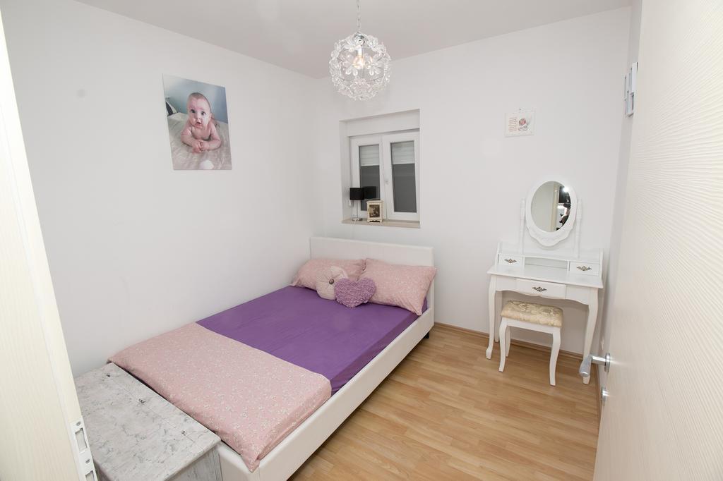 Apartment Mate Omiš Dış mekan fotoğraf